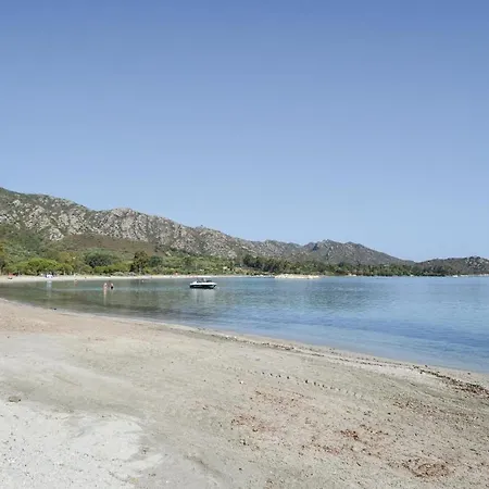 Stunning In St. Florent W/ Wifi And 1 Bedrooms Apartamento Saint-Florent (Corsica)