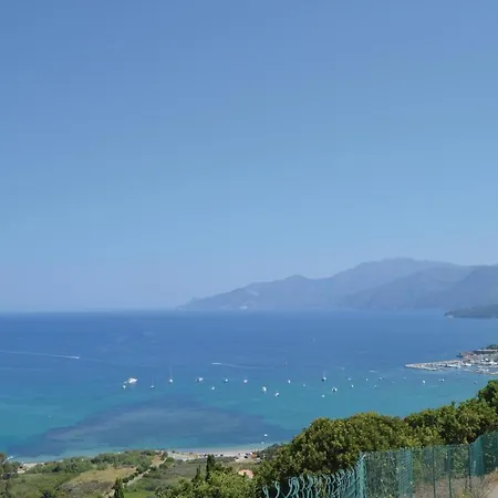 Stunning In St. Florent W/ Wifi And 1 Bedrooms Apartamento *