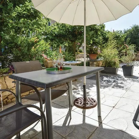 Apartamento Stunning In St. Florent W/ Wifi And 1 Bedrooms Saint-Florent (Corsica)