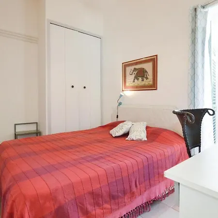 Stunning In St. Florent W/ Wifi And 1 Bedrooms Apartamento *